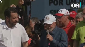 Lula comete crime eleitoral ao pedir votos à aliado político by Thiago_